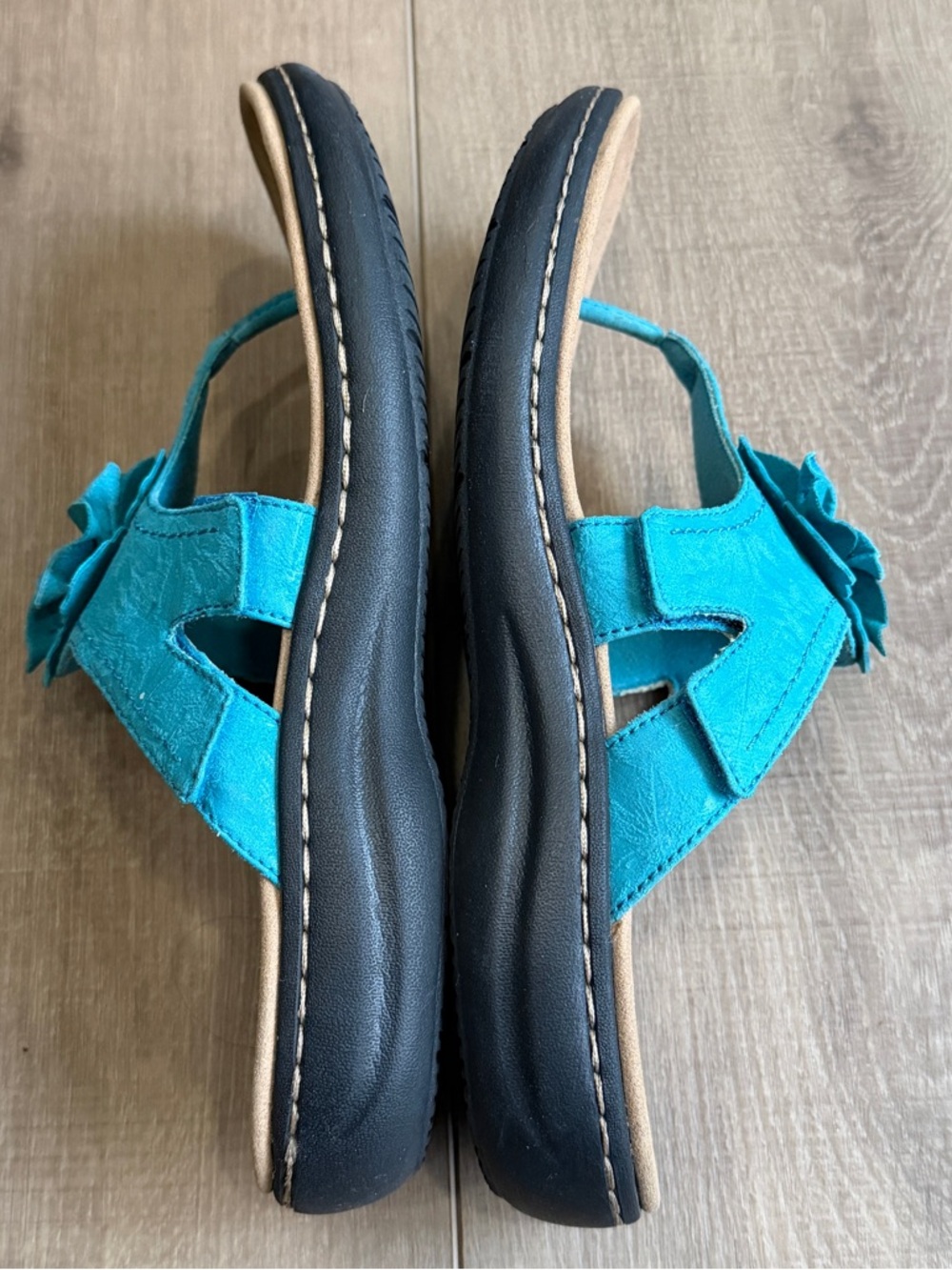 Clarks Laurieann Gema Women’s US 8 Turquoise Leather Adjustable Flat Sandals - Picture 13 of 15